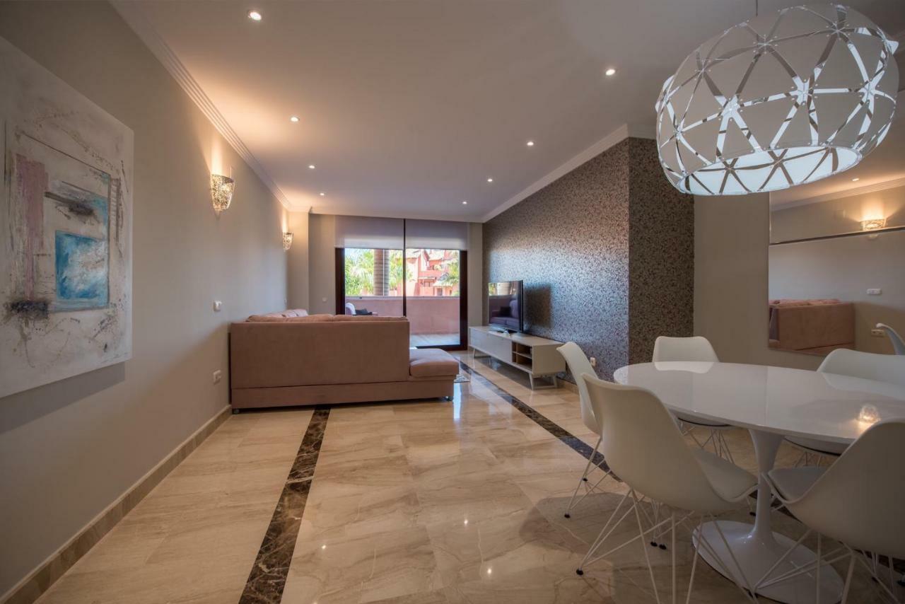 Marina Luxury Apartment Estepona Buitenkant foto